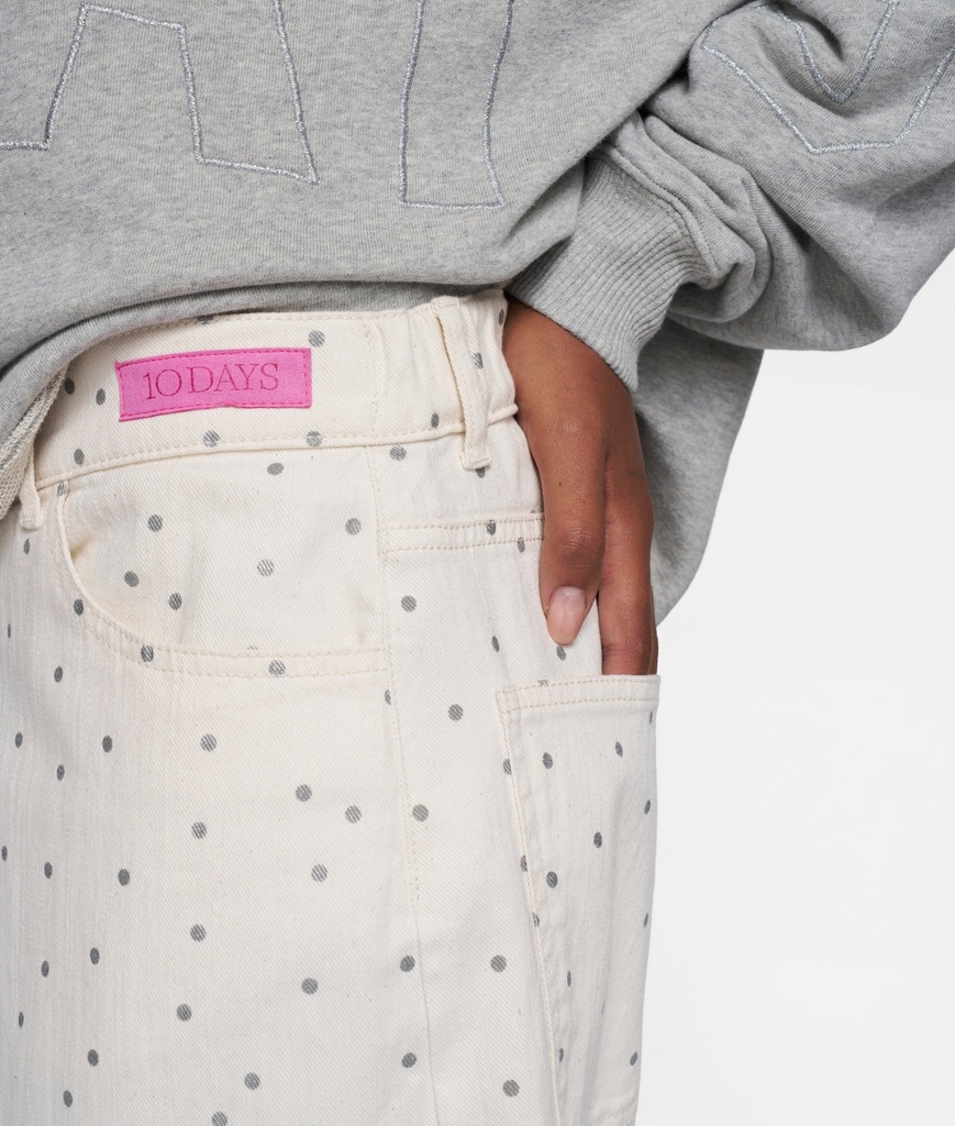 10 days white legs pants dots