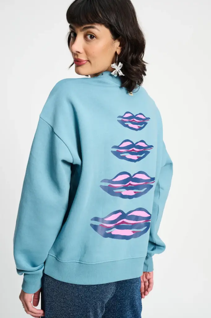 pom-amsterdam-sweaters-sweater-dawn-blue-1191848140.webp