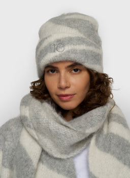[20-923-6203] 10 Days beanie zebra