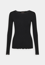 Rosemonde Bernadine black long sleeves