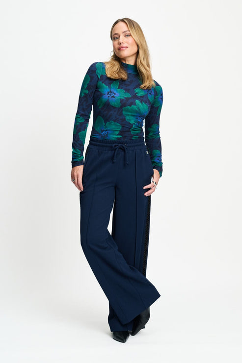 Pom Amsterdam pants Leah