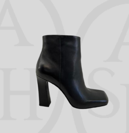 Ash Alina black 