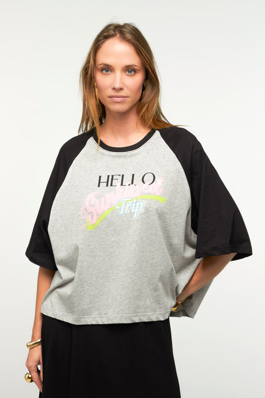 Adore Raglan t-shirt  (S/M)