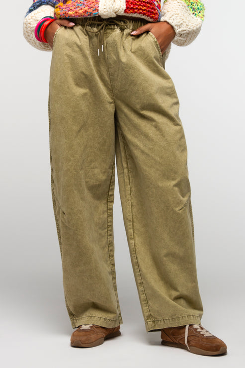 Adoré pantalon Funny olive (S/M)