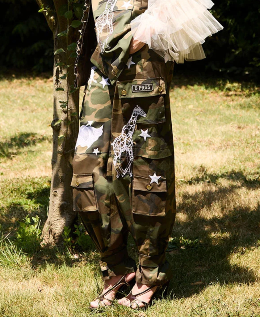 5 PROGRESS tatoo white pants