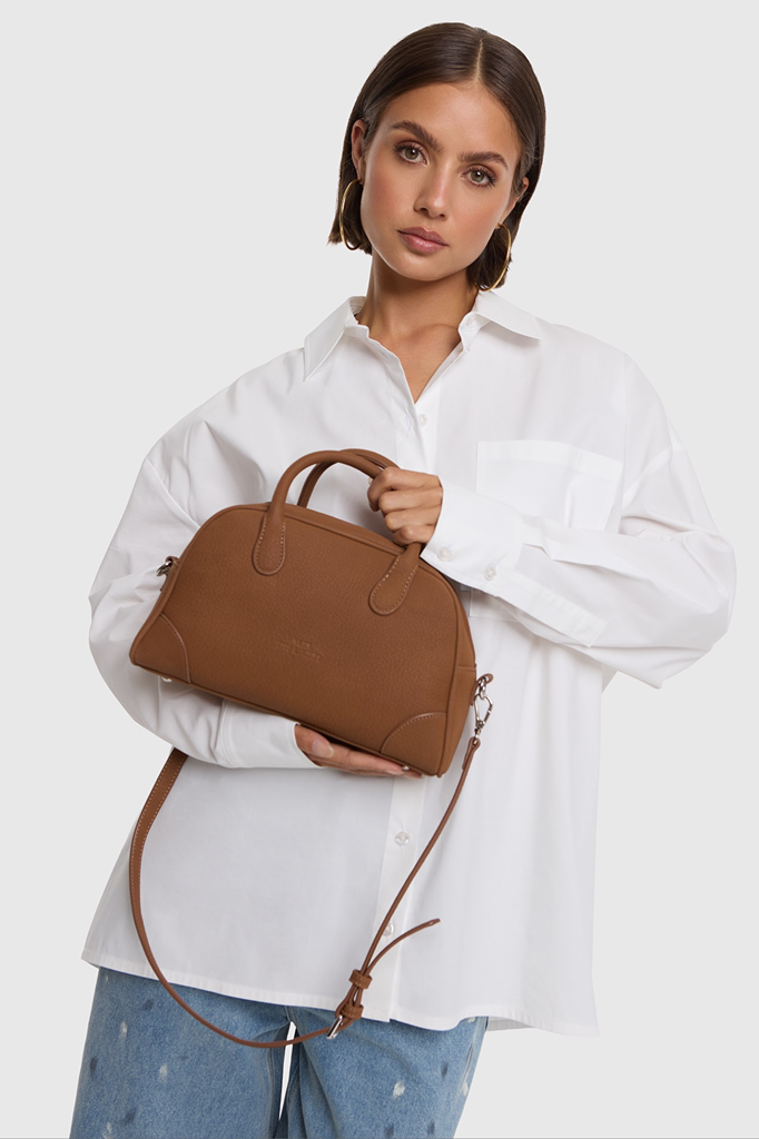 [260.88.889] Alix The Label OS Bag camel