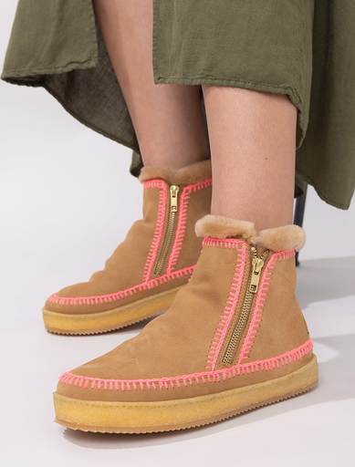 [I-061AW19 Suède ankle boot] Laidback London 