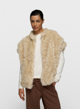 [20-503-6201] 10 Days fluffy gilet pearl